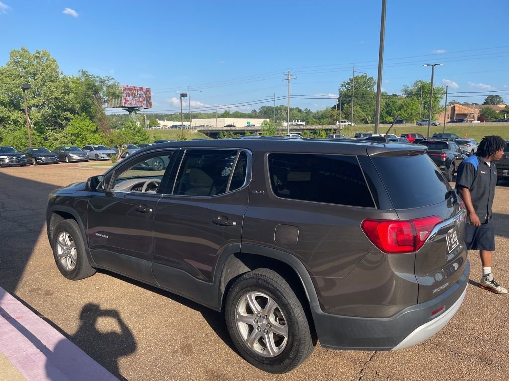 Used 2019 GMC Acadia SLE image 5