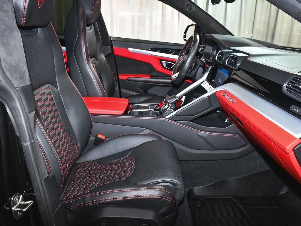 Used 2022 Lamborghini Urus AWD/4WD image 64
