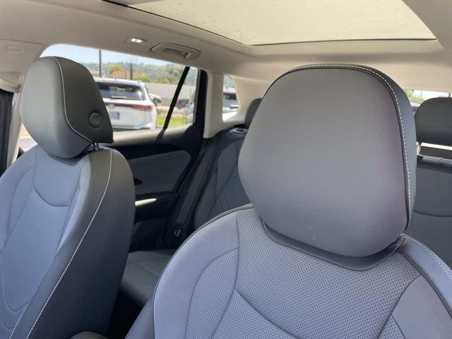 New 2026 Volkswagen Tiguan SE FWD image 23