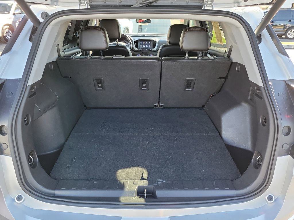 Used 2021 GMC Terrain SLT image 25