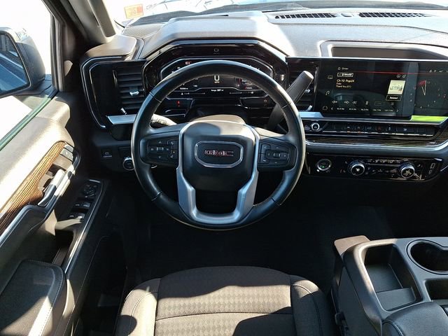 Used 2024 GMC Sierra 1500 SLE image 11