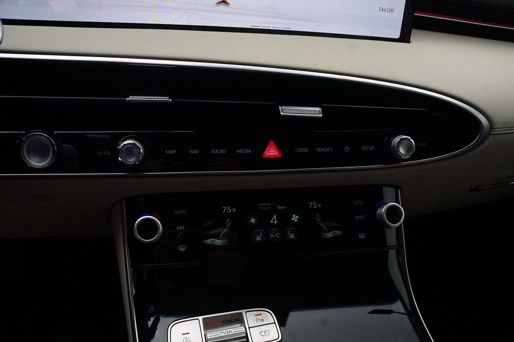 New 2026 Genesis GV70 2.5T image 9