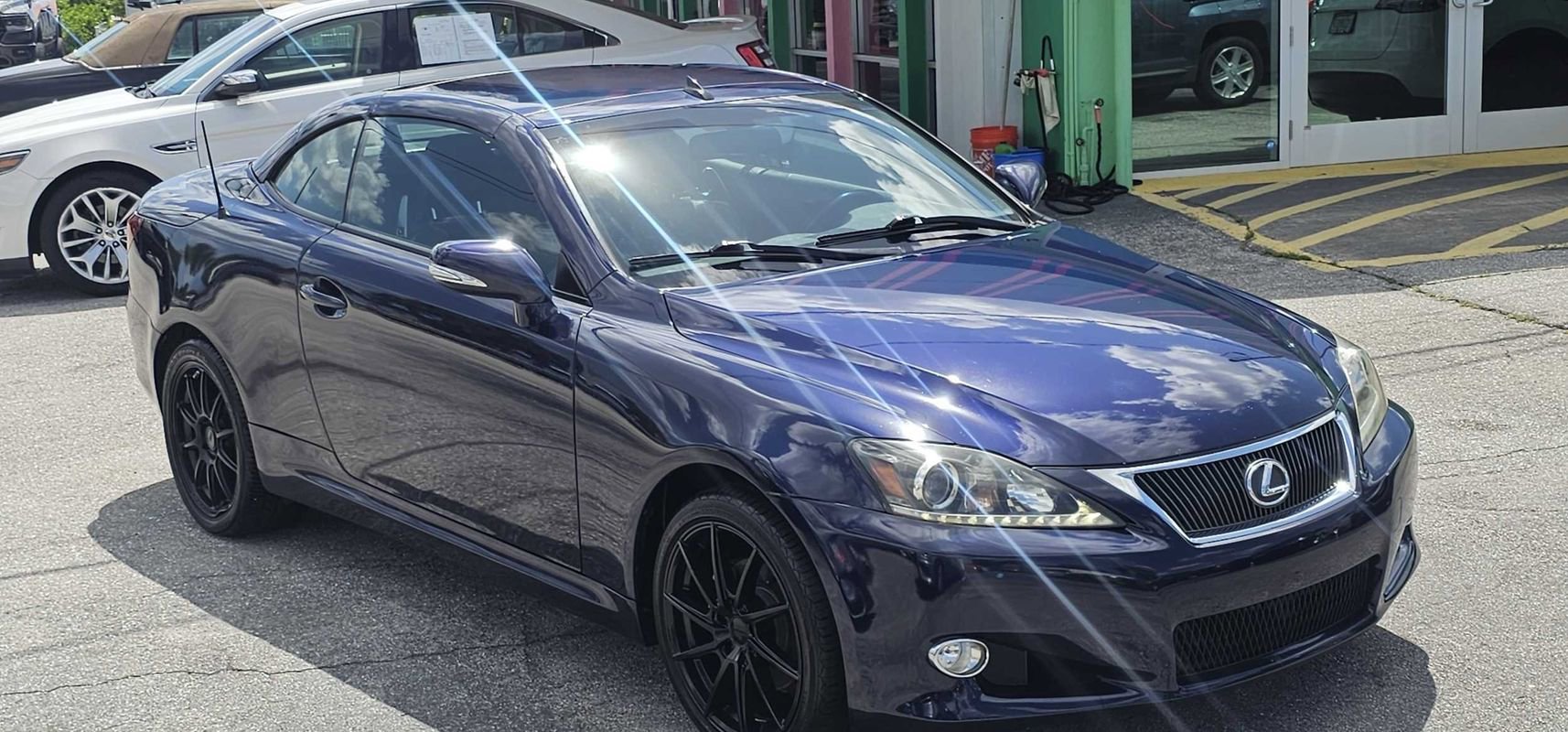 Used 2011 Lexus IS 250C RWD image 21