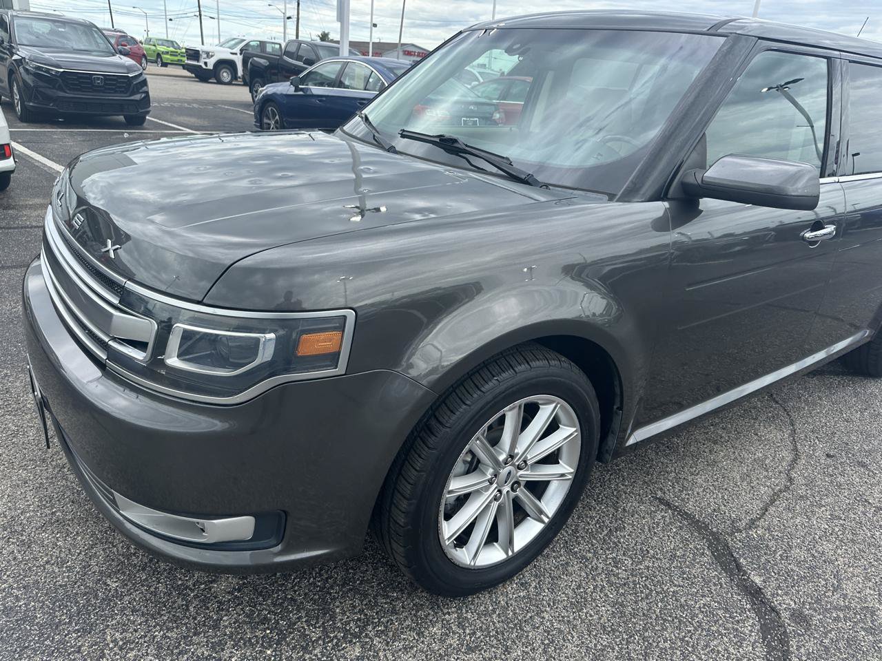 Used 2019 Ford Flex Limited AWD/4WD image 12
