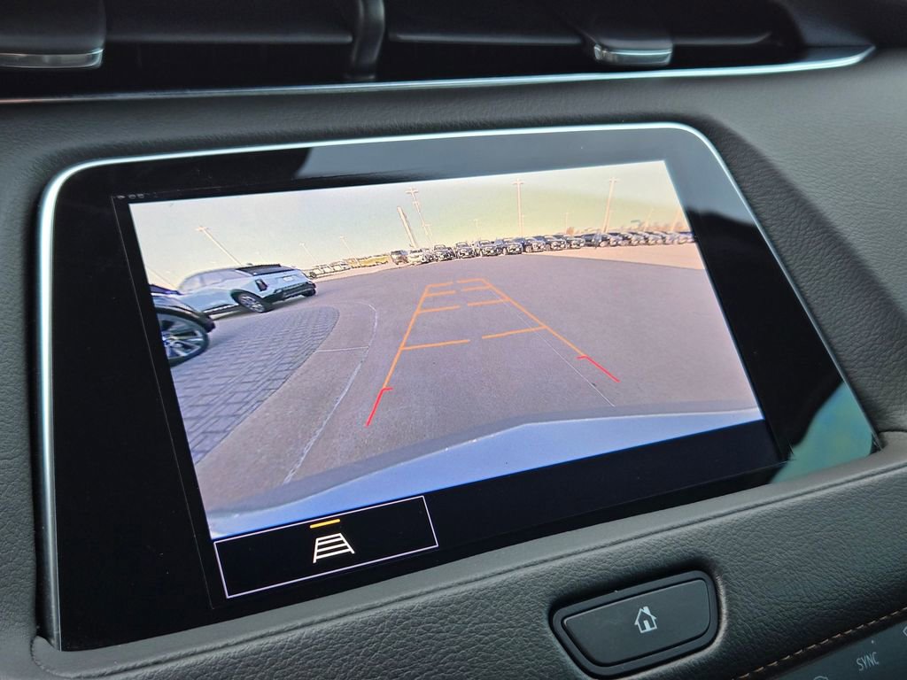 Certified 2023 Cadillac XT4 Sport w/ Cold Weather Package image 19