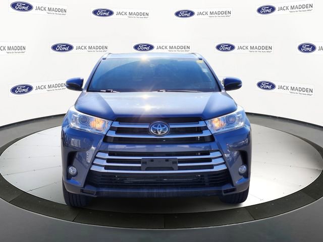 Used 2019 Toyota Highlander XLE AWD/4WD image 8