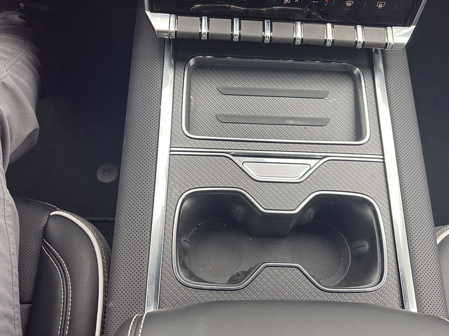 Used 2026 GMC Sierra EV Elevation image 24