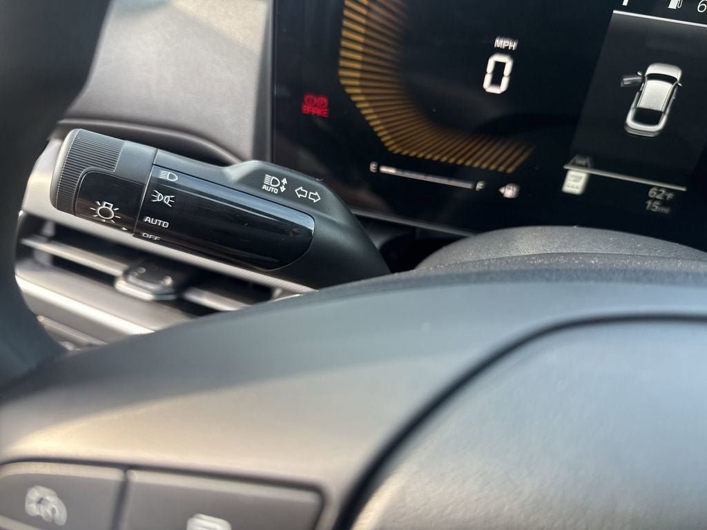 New 2026 Kia K4 LXS FWD image 18