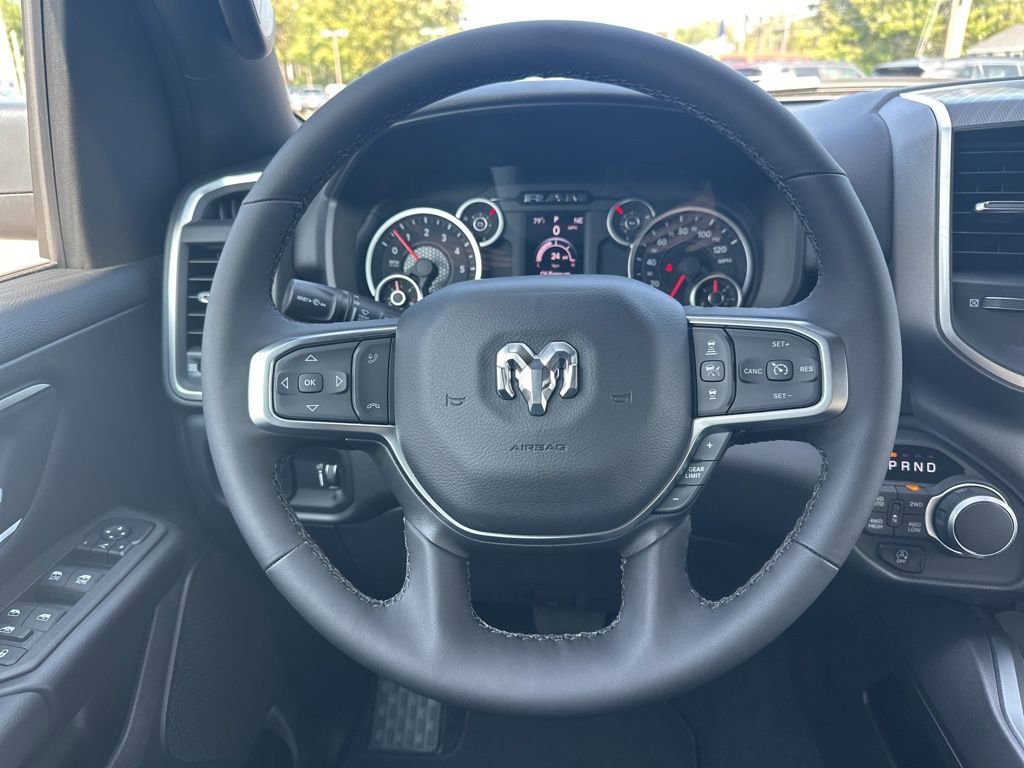 New 2026 RAM 1500 4x4 Crew Cab image 15