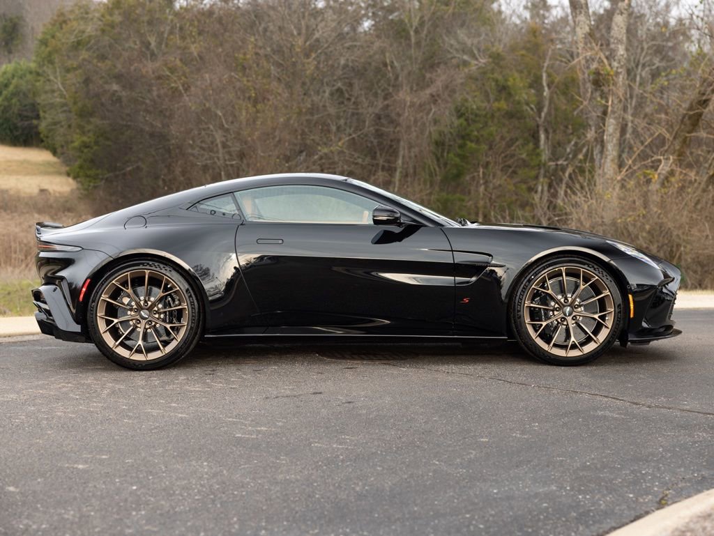 New 2026 Aston Martin V8 Vantage S image 10