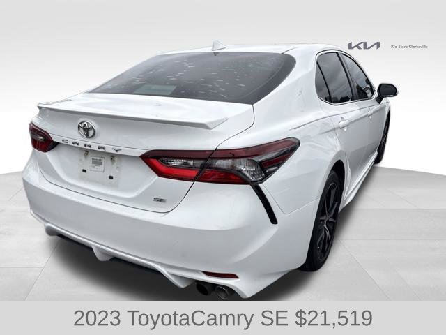 Used 2023 Toyota Camry SE FWD image 8