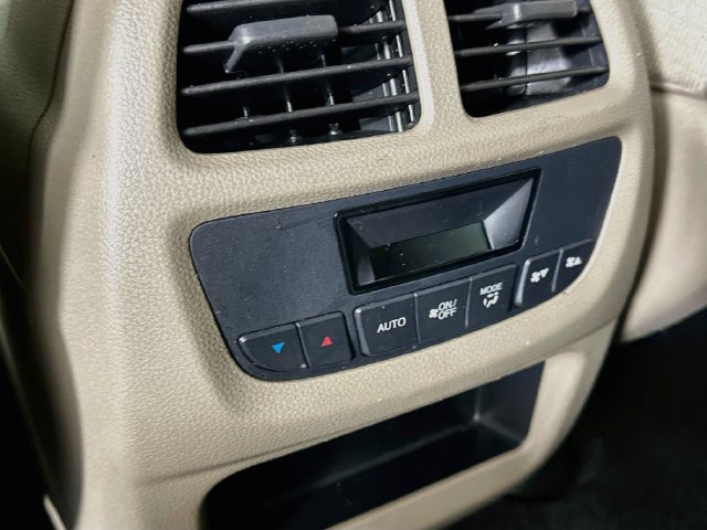 Certified 2017 Honda Pilot EX image 30