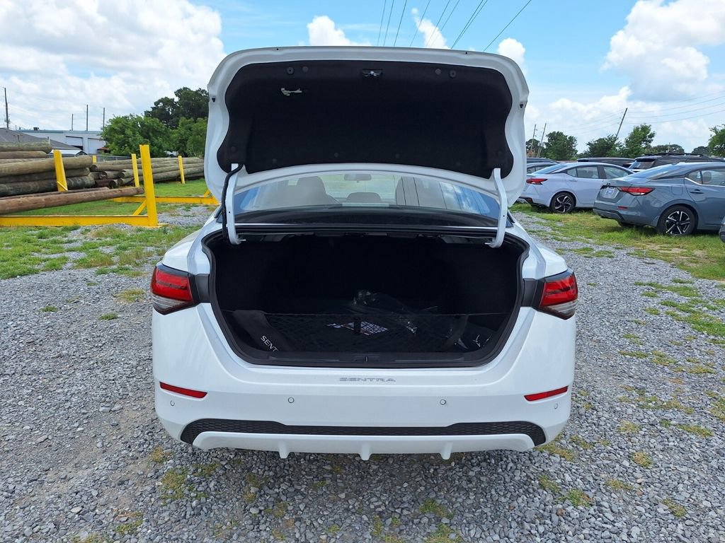 New 2025 Nissan Sentra SV w/ Trunk Package image 26