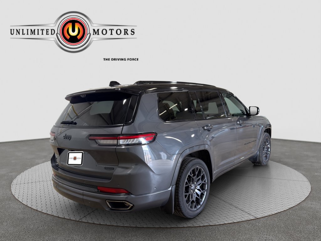 Used 2025 Jeep Grand Cherokee L Summit AWD/4WD image 4