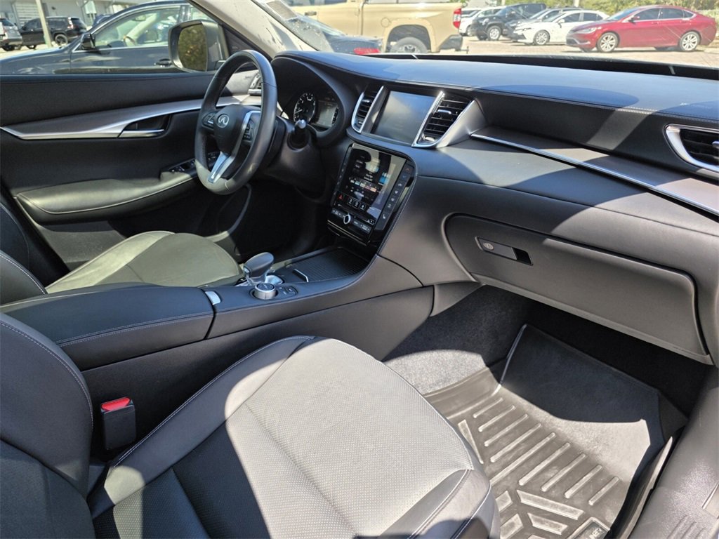 Used 2022 INFINITI QX50 Luxe image 13