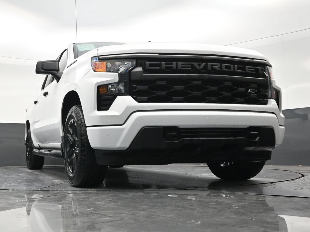 Used 2024 Chevrolet Silverado 1500 Custom w/ Turbomax Blackout Package RWD image 25