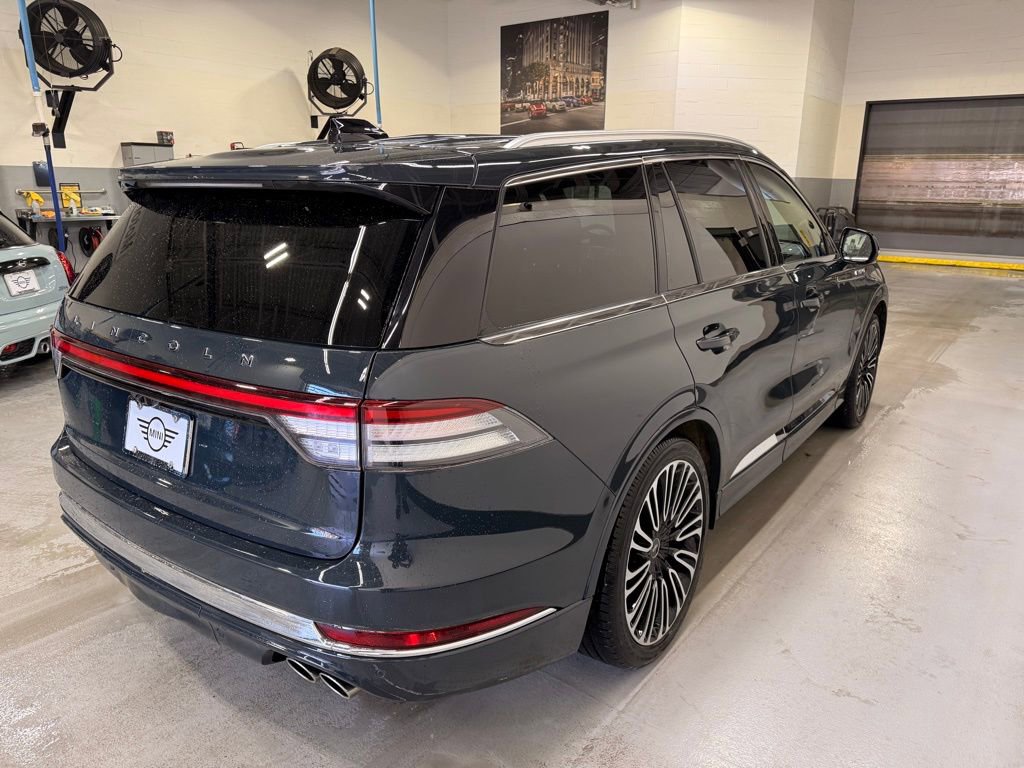 Used 2025 Lincoln Aviator Black Label AWD/4WD image 6