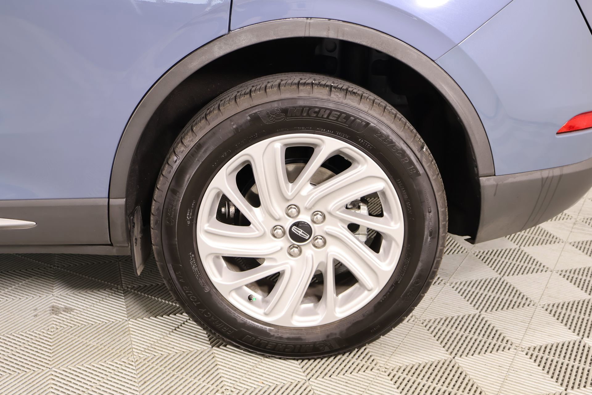 Used 2023 Lincoln Corsair FWD image 18