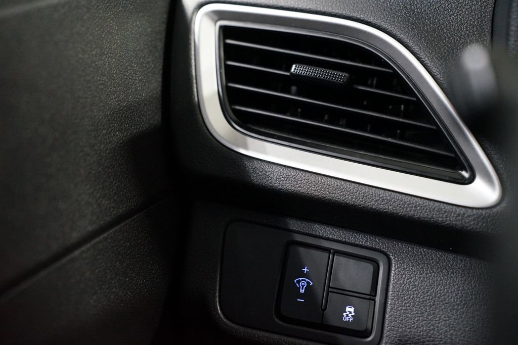 Used 2022 Hyundai Accent SE image 21