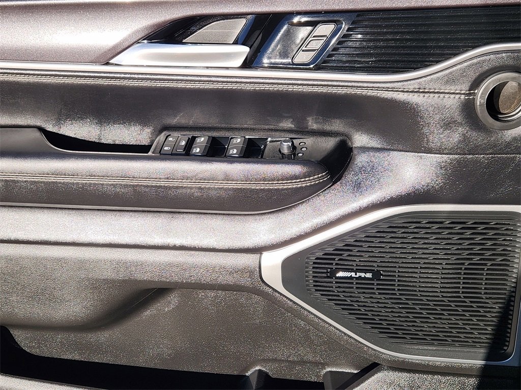 Used 2024 Jeep Wagoneer 4WD image 23