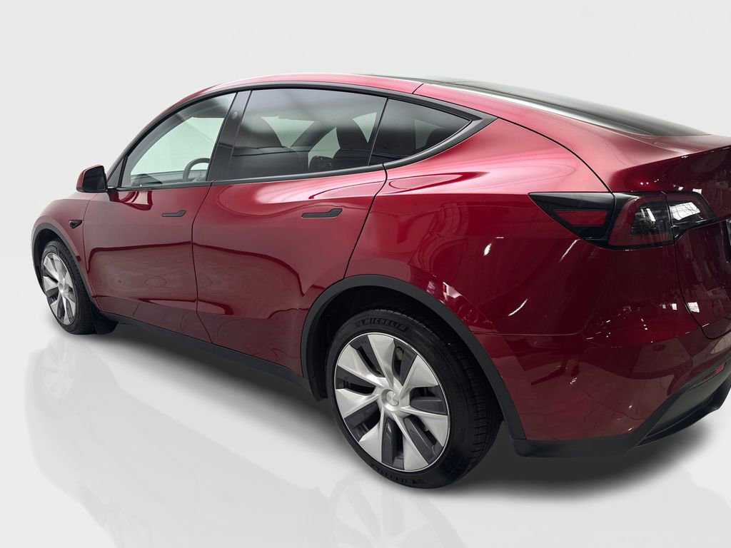 Used 2024 Tesla Model Y Long Range AWD/4WD image 14