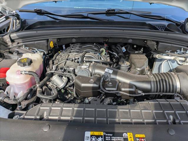 Used 2025 Jeep Grand Cherokee L Limited image 23