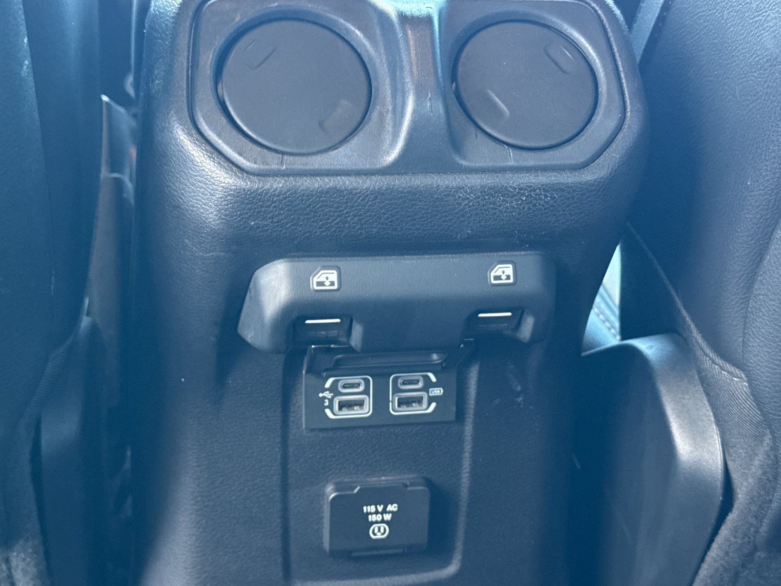 Used 2020 Jeep Wrangler Unlimited Rubicon w/ Quick Order Package 28Y Recon AWD/4WD image 35