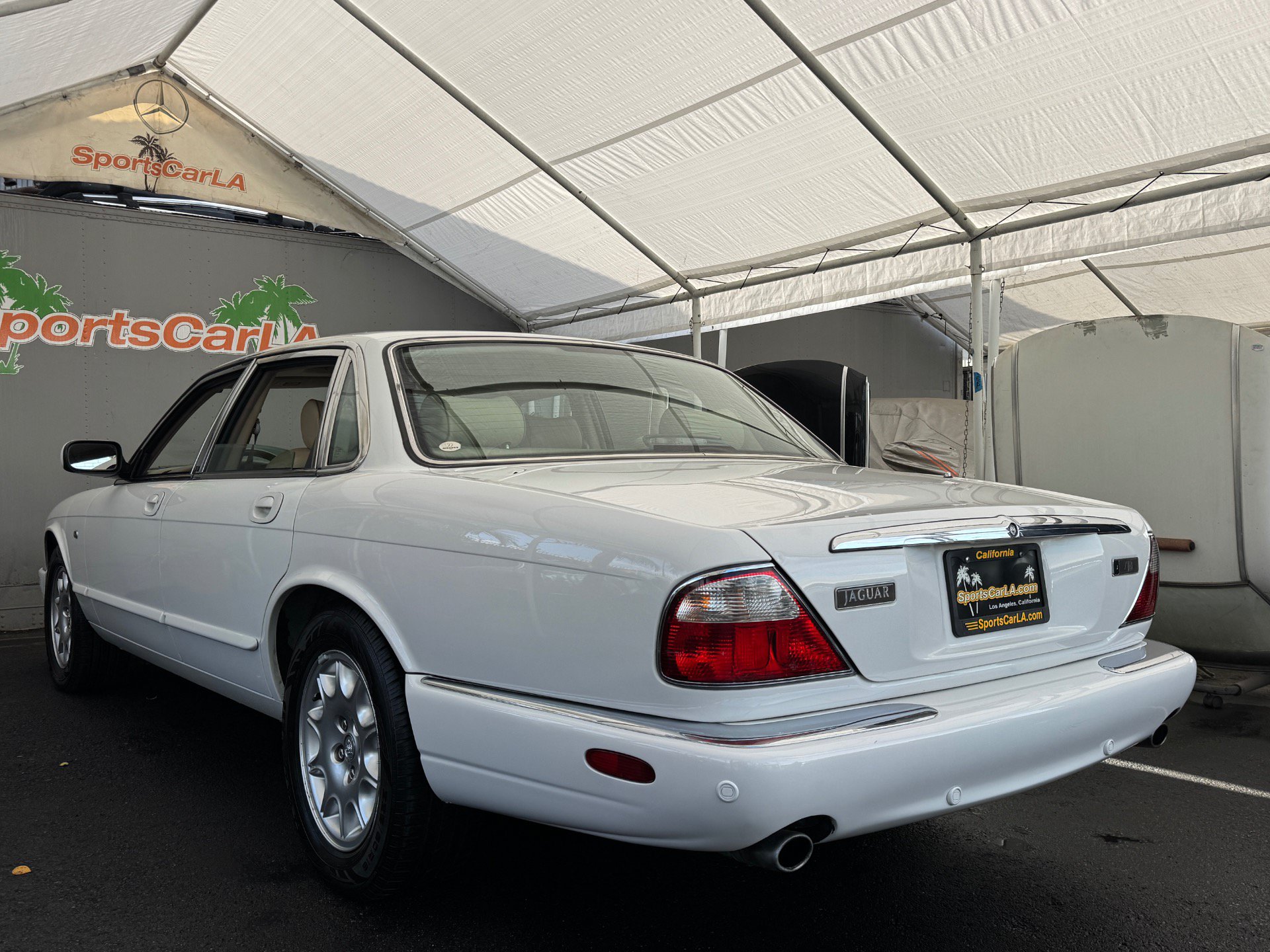 Used 2001 Jaguar XJ8 RWD image 10