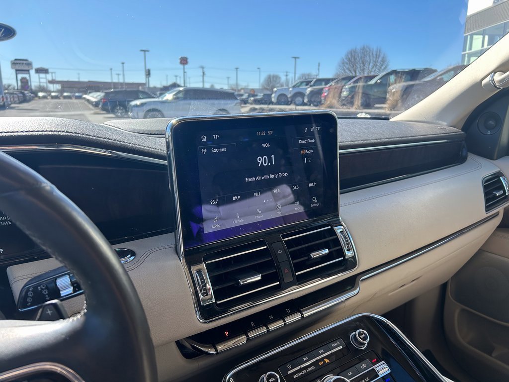 Used 2020 Lincoln Navigator Reserve w/ Luxury Package image 22