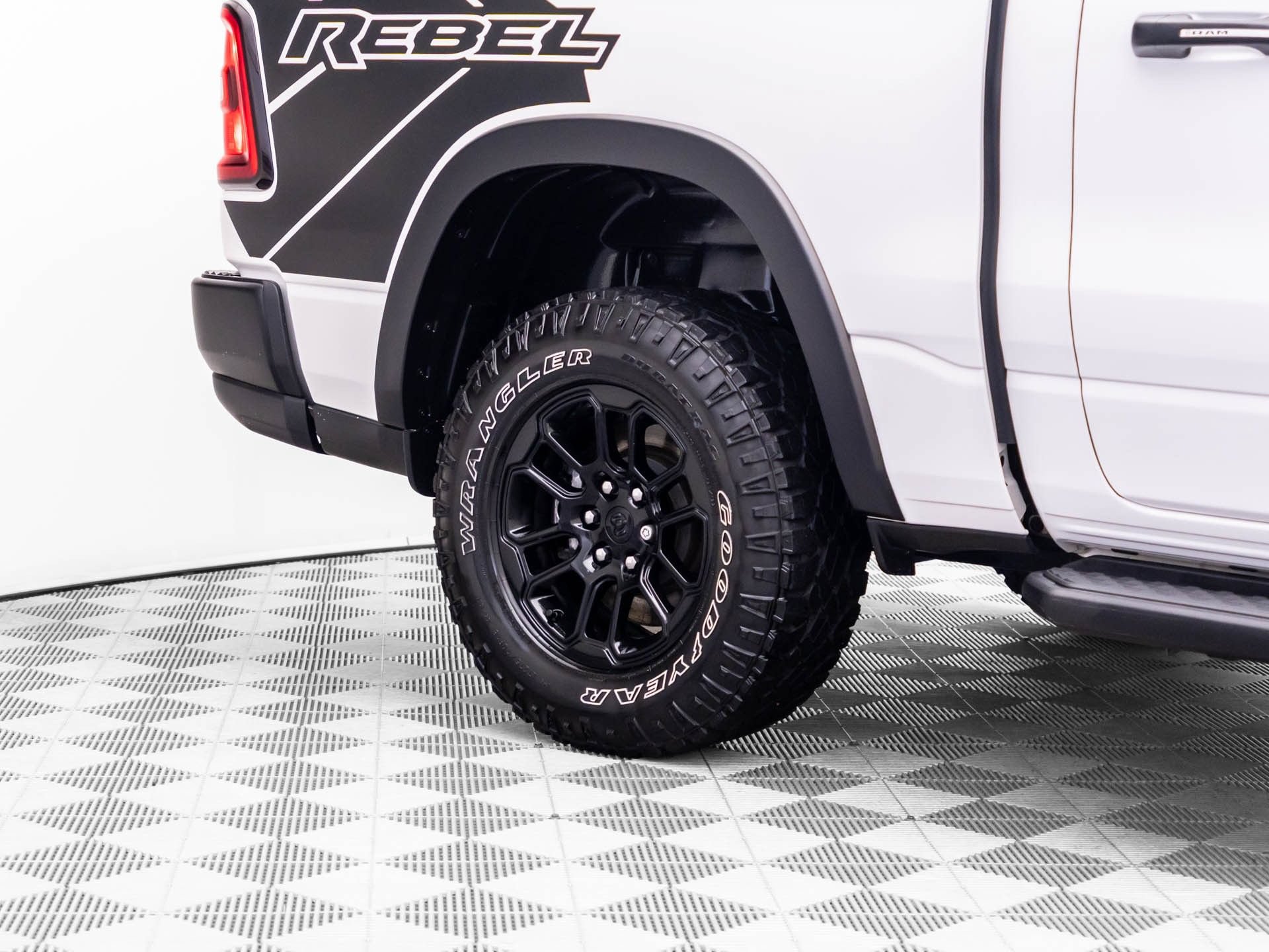 Used 2025 RAM 1500 Rebel w/ Rebel Level 1 Equipment Group AWD/4WD image 41