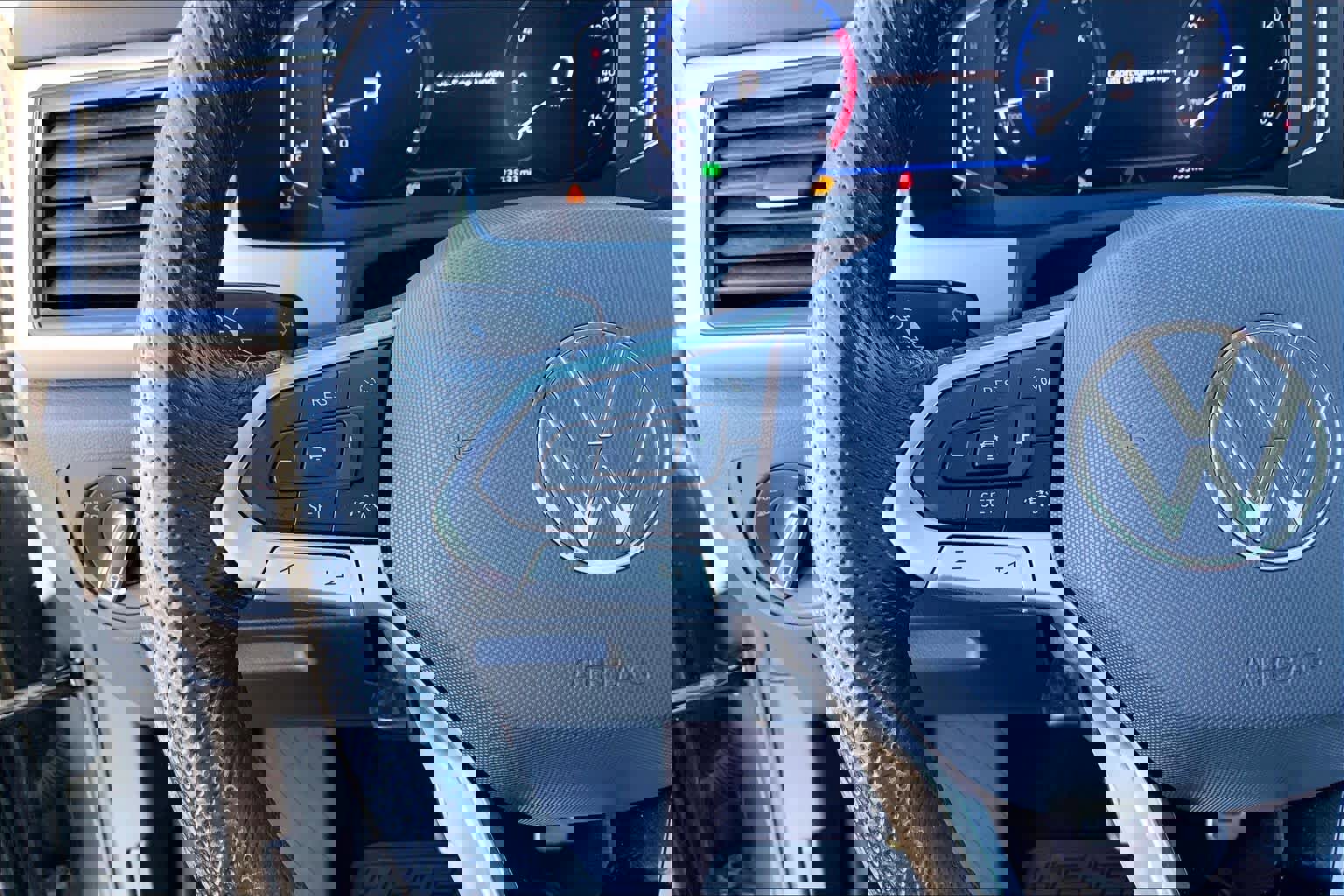 Used 2021 Volkswagen Atlas SEL Premium image 24