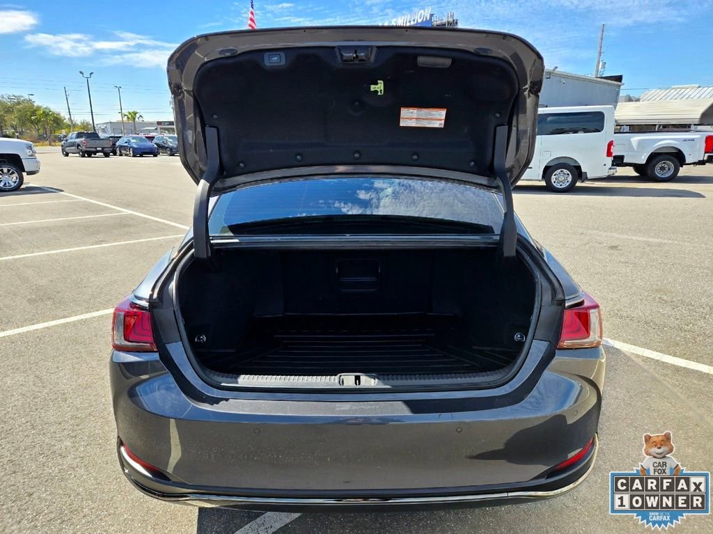 Used 2022 Lexus ES 300h F Sport w/ Accessory Package 2 image 22
