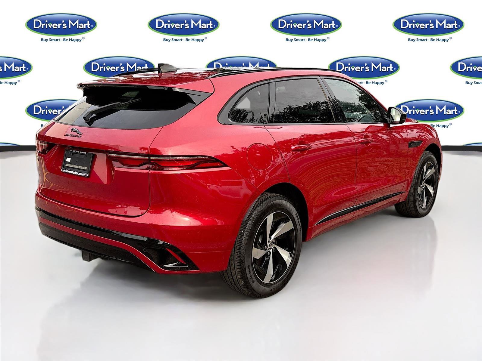 Used 2024 Jaguar F-PACE R-Dynamic S image 8