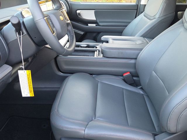 New 2025 Ford Expedition Active RWD image 19
