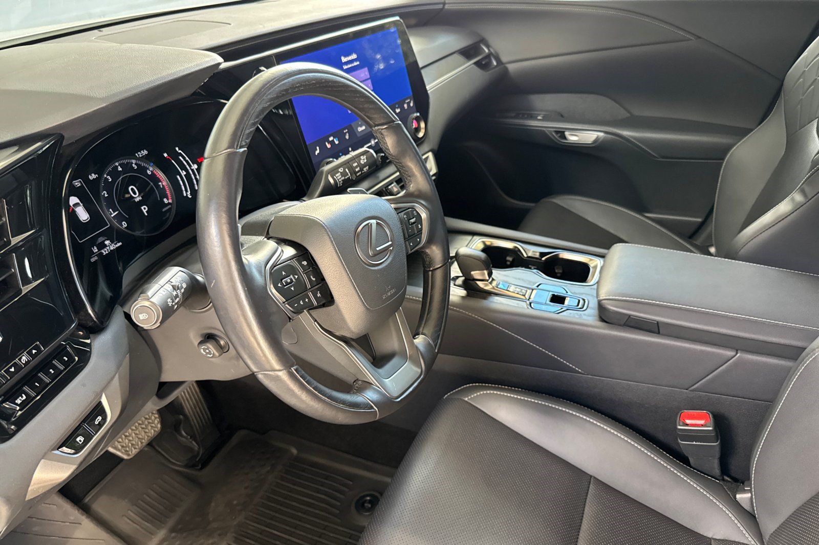 Certified 2024 Lexus RX 350 Premium w/ Accessory Package (Z1) FWD image 11