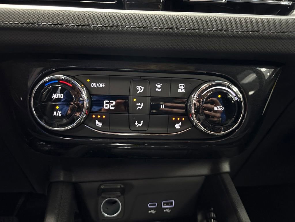 New 2026 Chevrolet TrailBlazer LT w/ Convenience Package FWD image 17