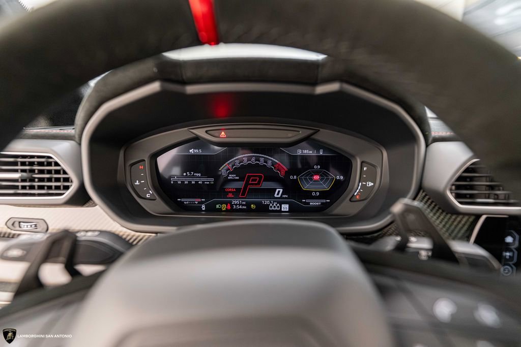 Used 2023 Lamborghini Urus Performante image 45