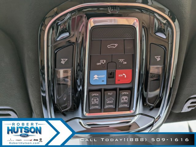 New 2024 Jeep Grand Wagoneer Series III w/ Quick Order Packagew 28T AWD/4WD image 32