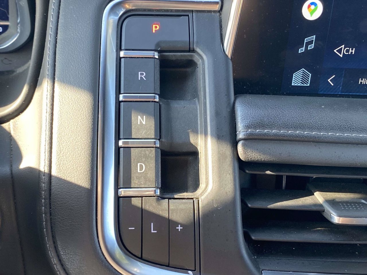 Used 2022 Chevrolet Tahoe LT AWD/4WD image 38