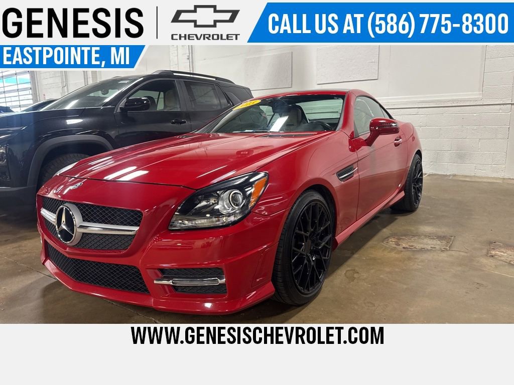 Used 2015 Mercedes-Benz SLK 250 image 1
