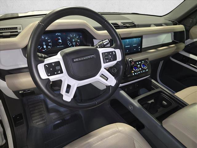 Used 2020 Land Rover Defender 110 HSE image 17
