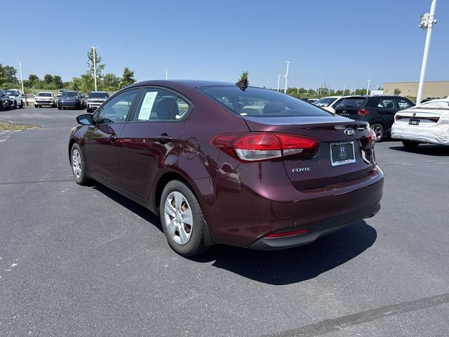 Used 2017 Kia Forte LX FWD image 6
