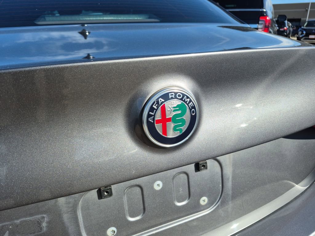 Used 2021 Alfa Romeo Giulia Ti image 26