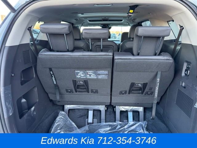 New 2026 Kia Carnival SX Prestige FWD image 11