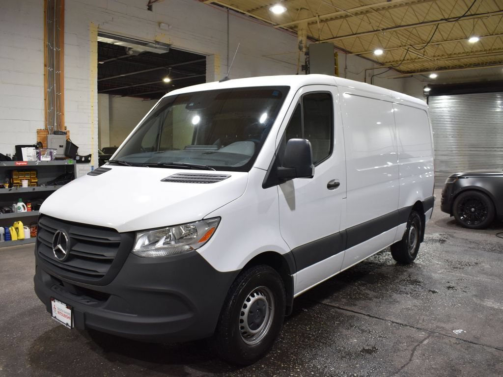 Used 2024 Mercedes-Benz Sprinter 2500 w/ Acoustic Package image 5