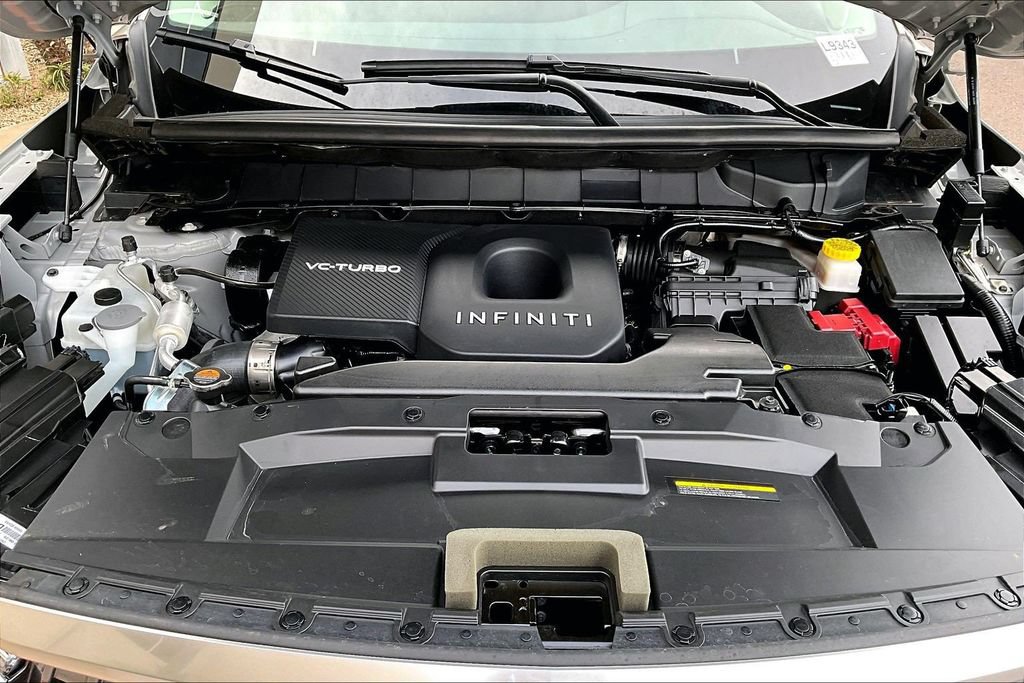 Used 2026 INFINITI QX60 Luxe w/ Cargo Package FWD image 10