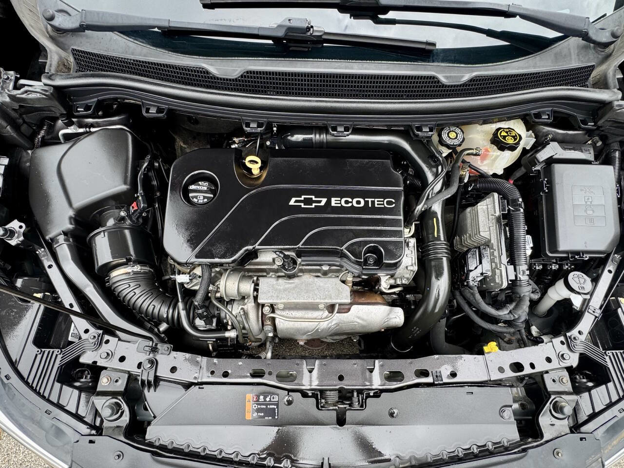 Used 2016 Chevrolet Cruze Premier w/ Enhanced Convenience Package image 12