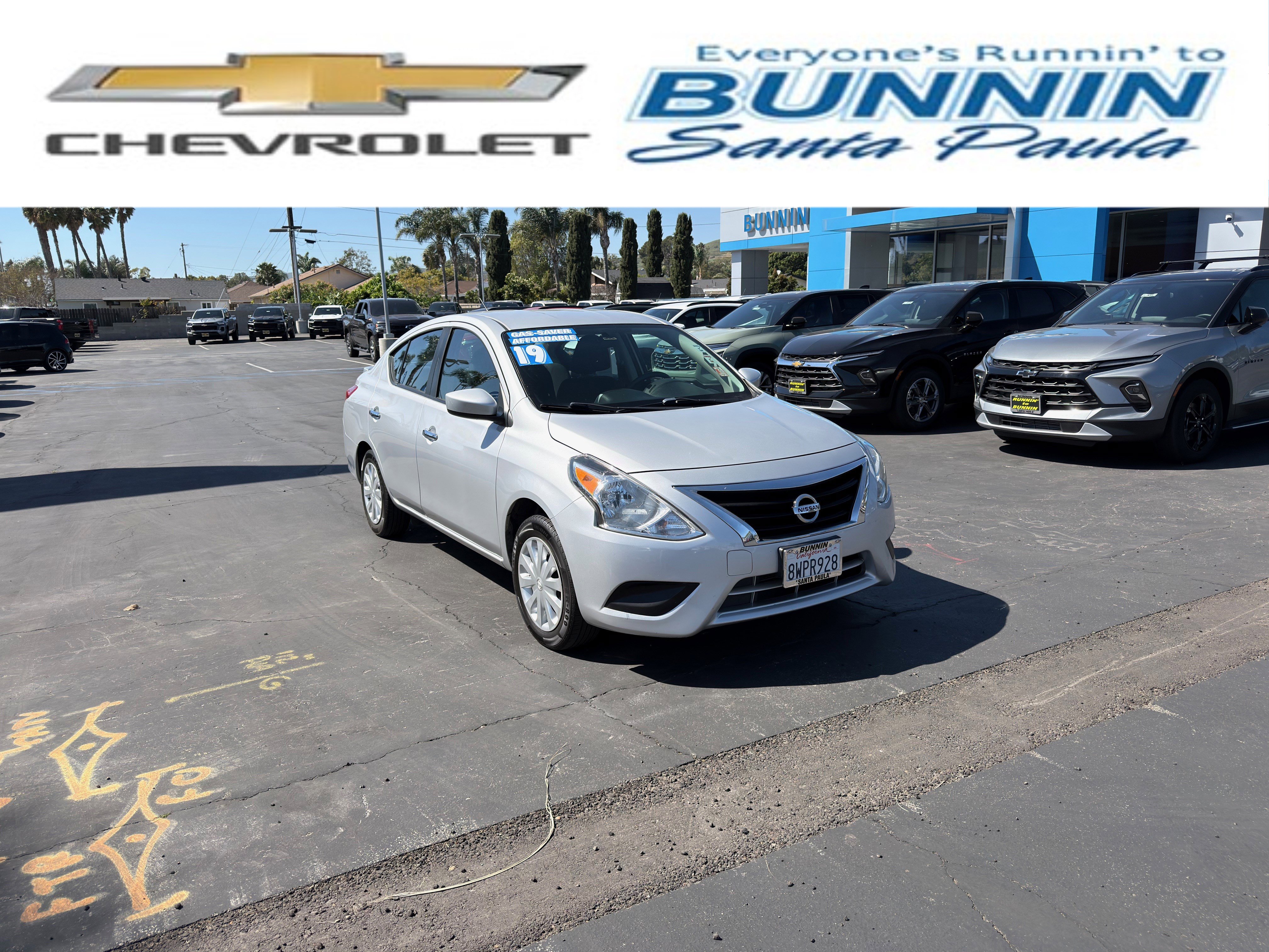 Used 2019 Nissan Versa SV image 1