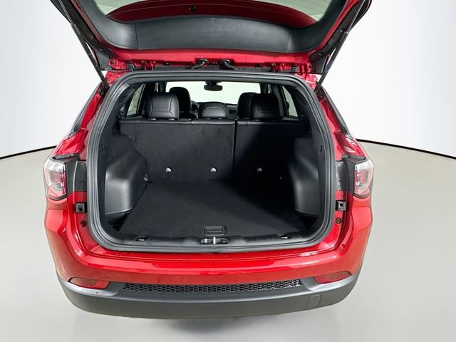 New 2026 Jeep Compass Latitude image 25