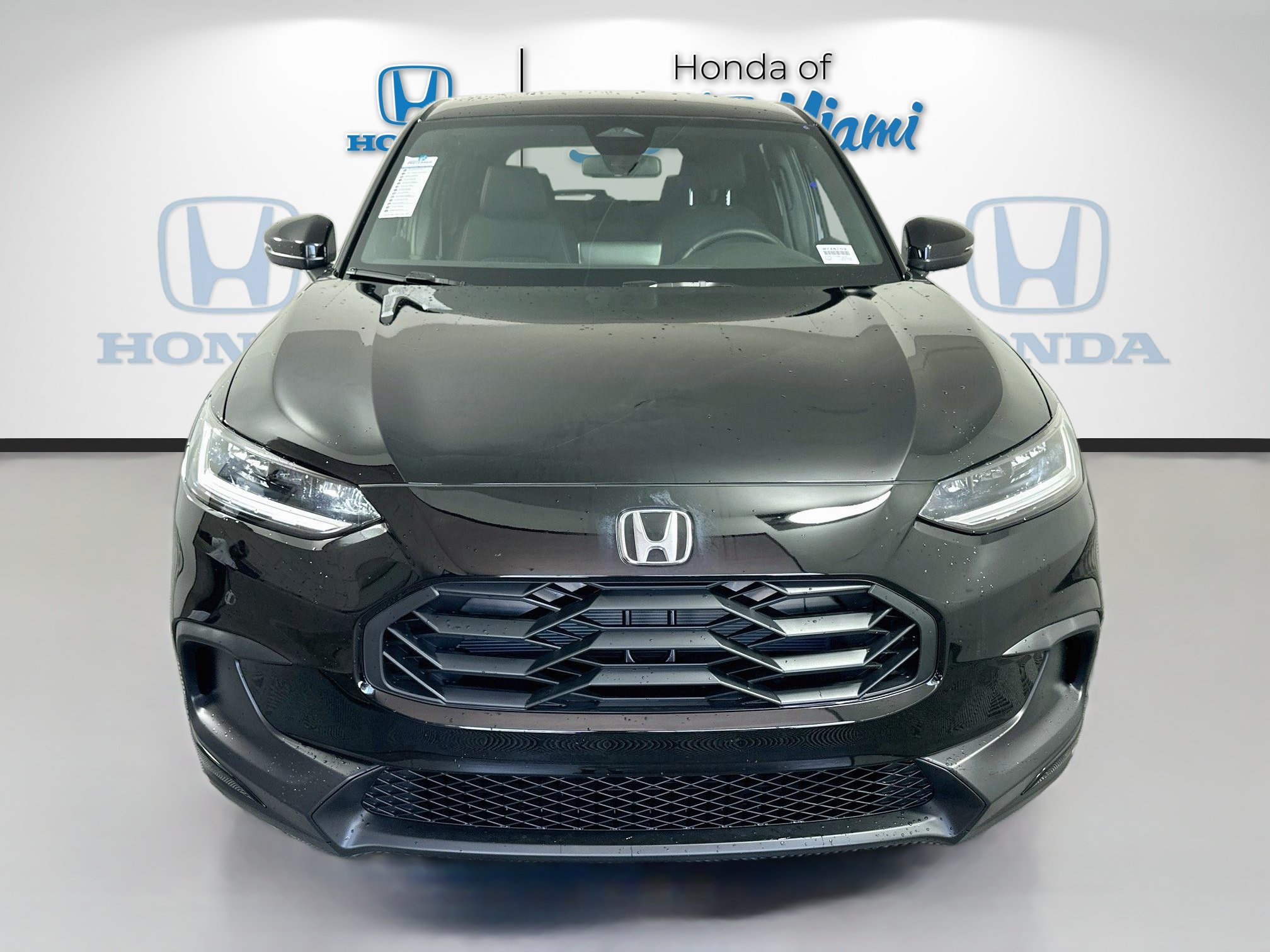Used 2025 Honda HR-V Sport image 2